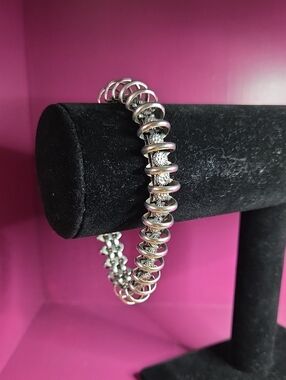 Retired Silpada Oxidized Sterling Silver Arrowhead Link Toggle Bracelet